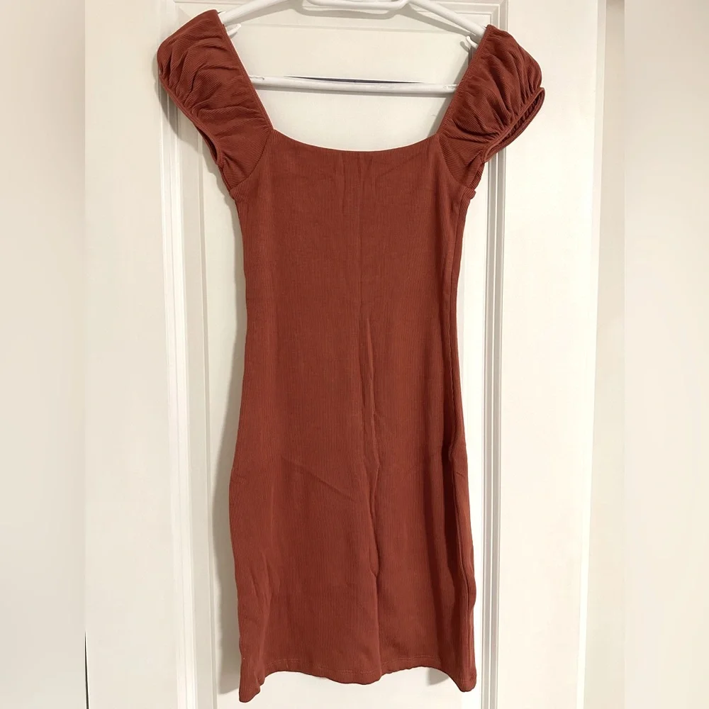 Puff Sleeve Ribbed Dress - Picture 3 of 3